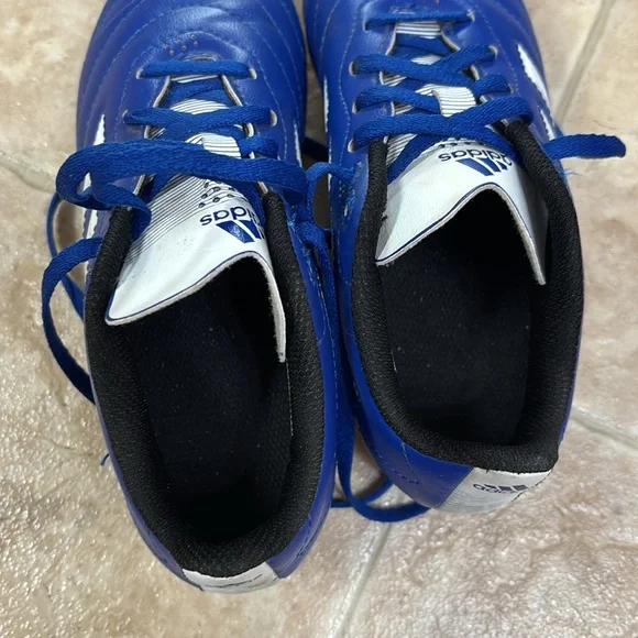 Kids soccer shoes Adidas - Picture 2 of 6